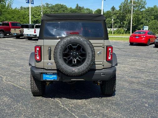 Gray 2026 Ford Bronco Badlands