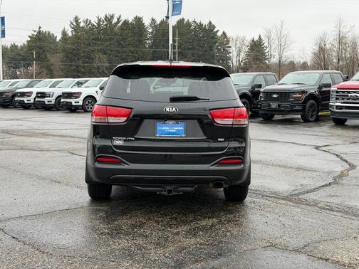 2018 Kia Sorento L