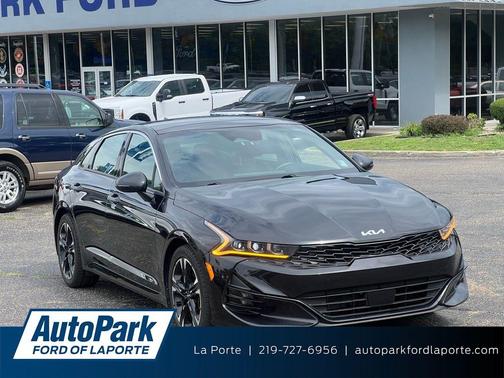 Ebony Black 2022 Kia K5 GT-Line
