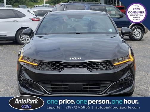 Ebony Black 2022 Kia K5 GT-Line