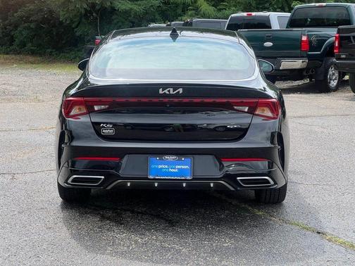 Ebony Black 2022 Kia K5 GT-Line