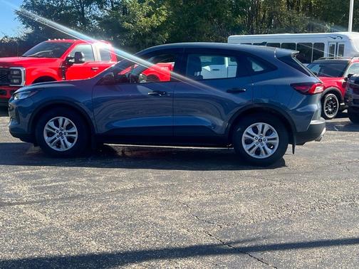 2023 Ford Escape Base