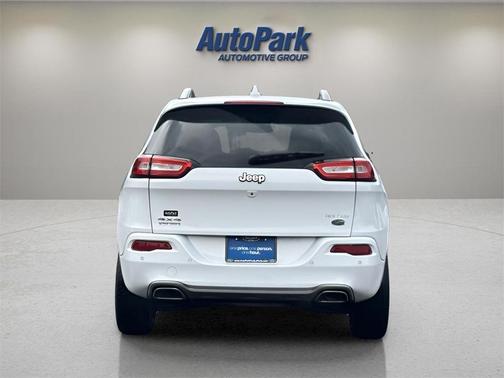 2016 Jeep Cherokee Overland