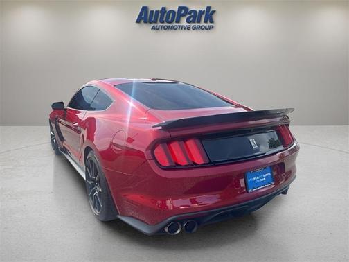 2017 Ford Shelby GT350 Base