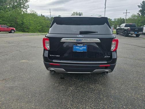 Agate Black Metallic 2023 Ford Explorer Limited