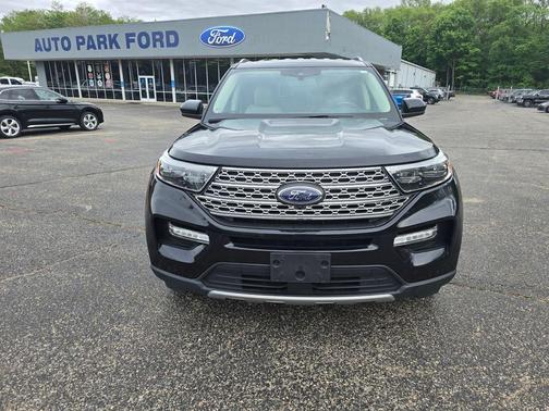 Agate Black Metallic 2023 Ford Explorer Limited