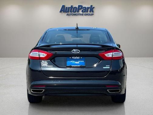 Tuxedo Black 2015 Ford Fusion SE