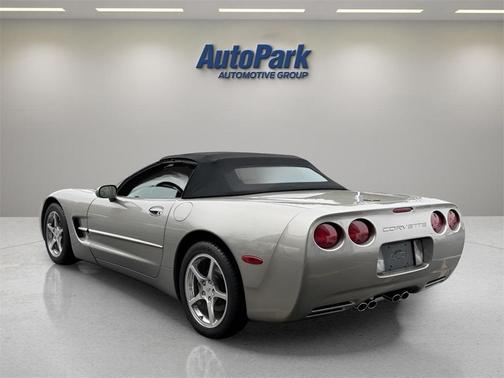 2002 Chevrolet Corvette Base