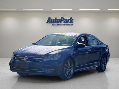2017 Volkswagen Passat 1.8T R-Line