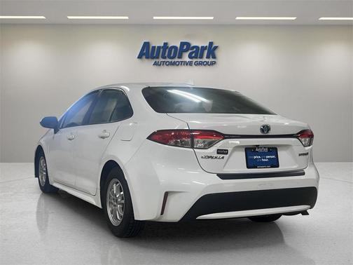 2022 Toyota Corolla Hybrid LE