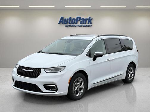 2023 Chrysler Pacifica Limited