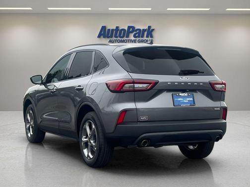 Carbonized Gray Metallic 2026 Ford Escape ST-Line