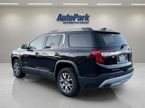 2021 GMC Acadia SLT