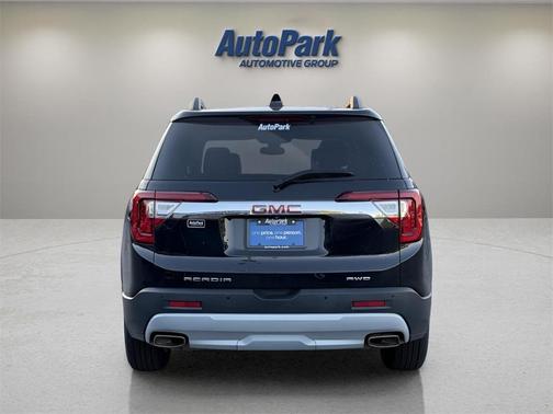 2021 GMC Acadia SLT