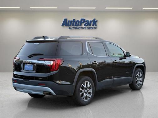 2021 GMC Acadia SLT