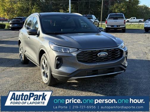 2026 Ford Escape ST-Line Select