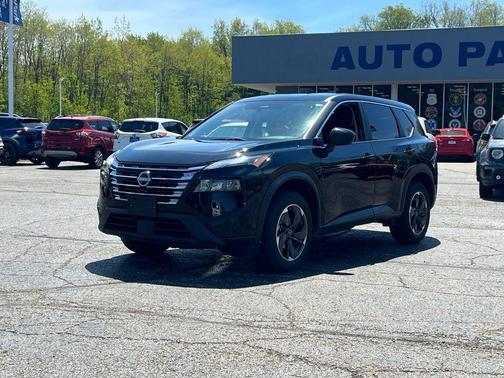 Super Black 2024 Nissan Rogue SV