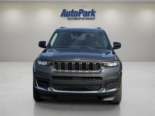 2021 Jeep Grand Cherokee L Laredo