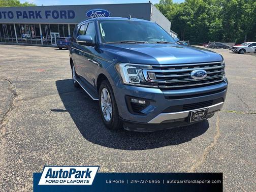 Blue Metallic 2018 Ford Expedition XLT