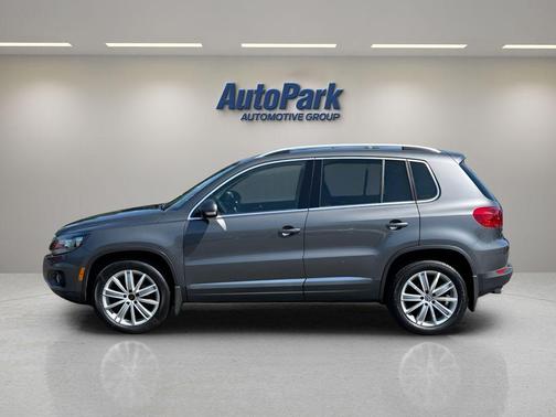Pepper Gray 2016 Volkswagen Tiguan SE