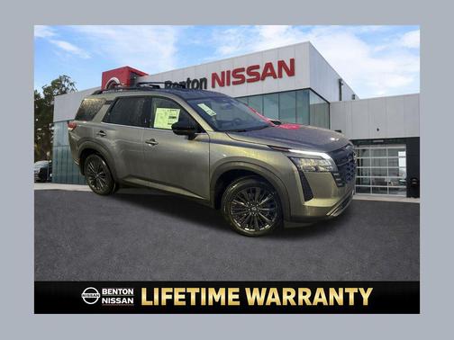 2026 Nissan Pathfinder SL