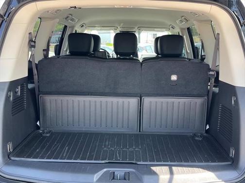 2024 Nissan Armada SV 2WD