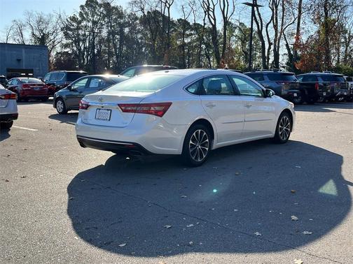 2016 Toyota Avalon XLE Premium