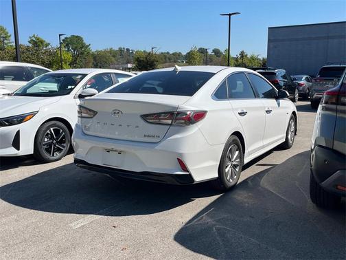 2019 Hyundai SONATA Hybrid SE