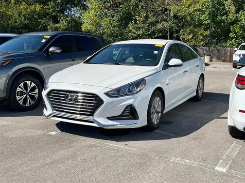 2019 Hyundai SONATA Hybrid SE