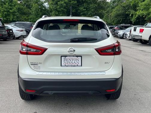 2021 Nissan Rogue Sport SV