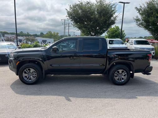 Super Black 2026 Nissan Frontier SV