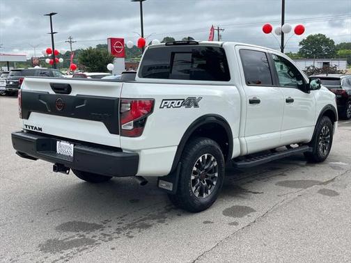 2024 Nissan Titan PRO-4X