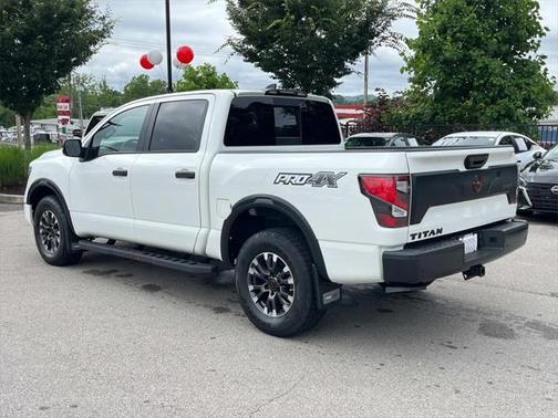 2024 Nissan Titan PRO-4X