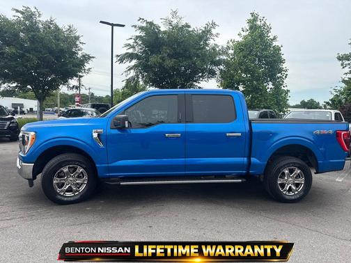 Velocity Blue Metallic 2021 Ford F-150 XLT