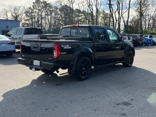 2021 Nissan Frontier SV