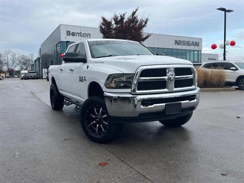 2018 RAM 2500 SLT Crew Cab 4x4 6'4' Box
