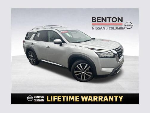 2024 Nissan Pathfinder Platinum FWD