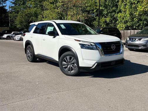 2025 Nissan Pathfinder S FWD