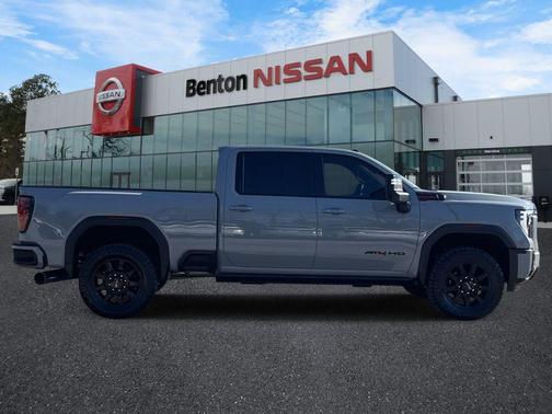 2024 GMC Sierra 2500 AT4