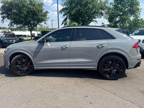 Nardo Gray 2022 Audi RS Q8 4.0T