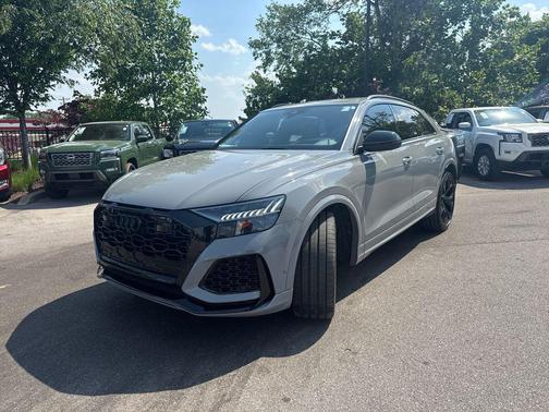 Nardo Gray 2022 Audi RS Q8 4.0T