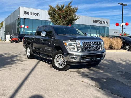 2018 Nissan Titan SL