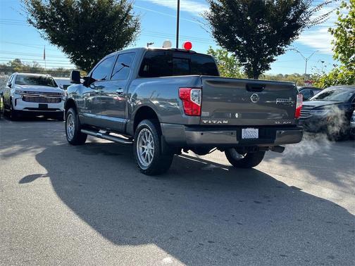 2018 Nissan Titan SL