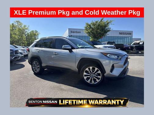 Silver Sky Metallic 2019 Toyota RAV4 XLE Premium