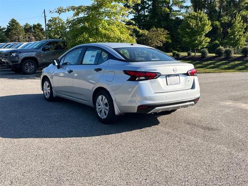 2025 Nissan Versa 1.6 S