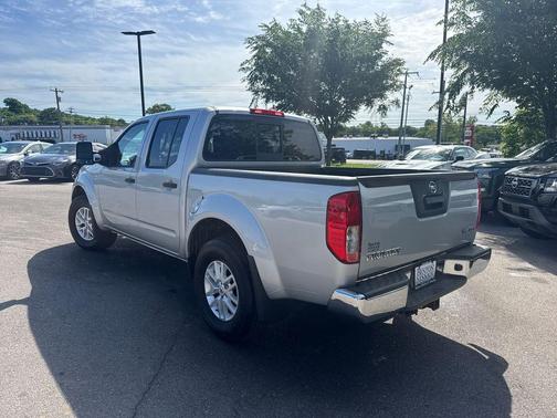 Brilliant Silver 2018 Nissan Frontier SV