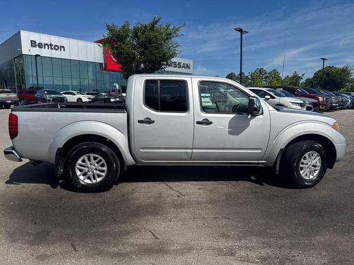Brilliant Silver 2018 Nissan Frontier SV