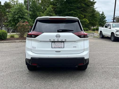 2025 Nissan Rogue S