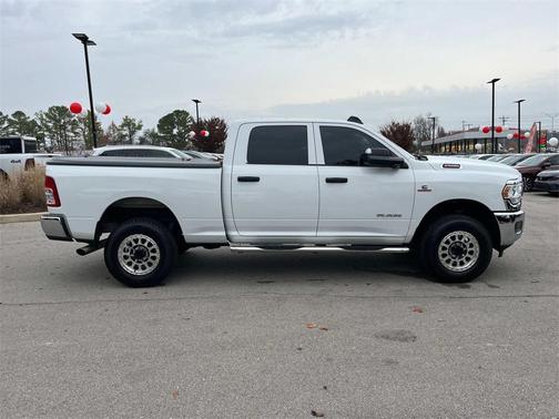2019 RAM 2500 Tradesman Crew Cab 4x4 6'4' Box
