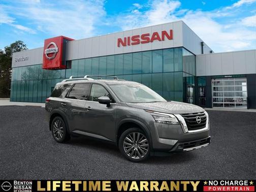 2022 Nissan Pathfinder SL 2WD